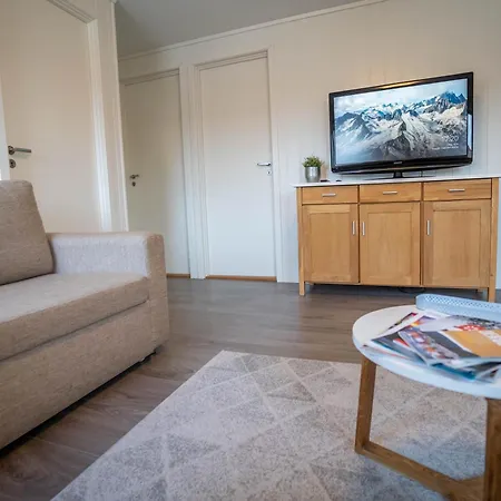 Center Getaway 9 By Berti Apartment *